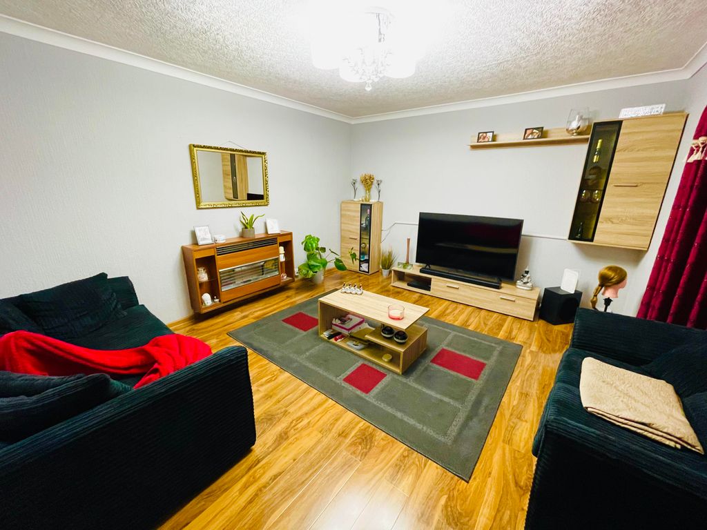 Property photo 3 of 12 Living Room