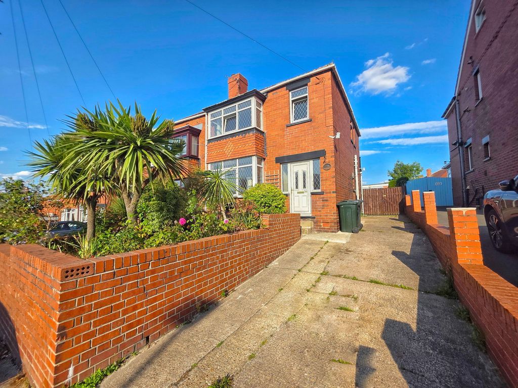 Property photo 1 of 21