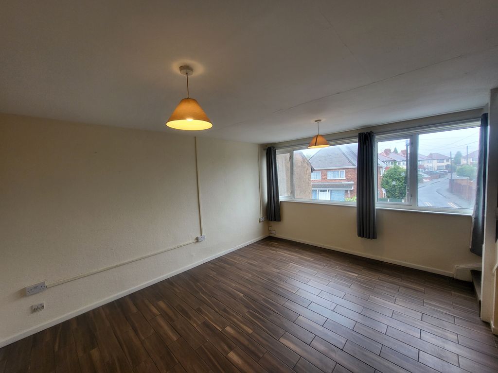 Property photo 2 of 8 Living Room