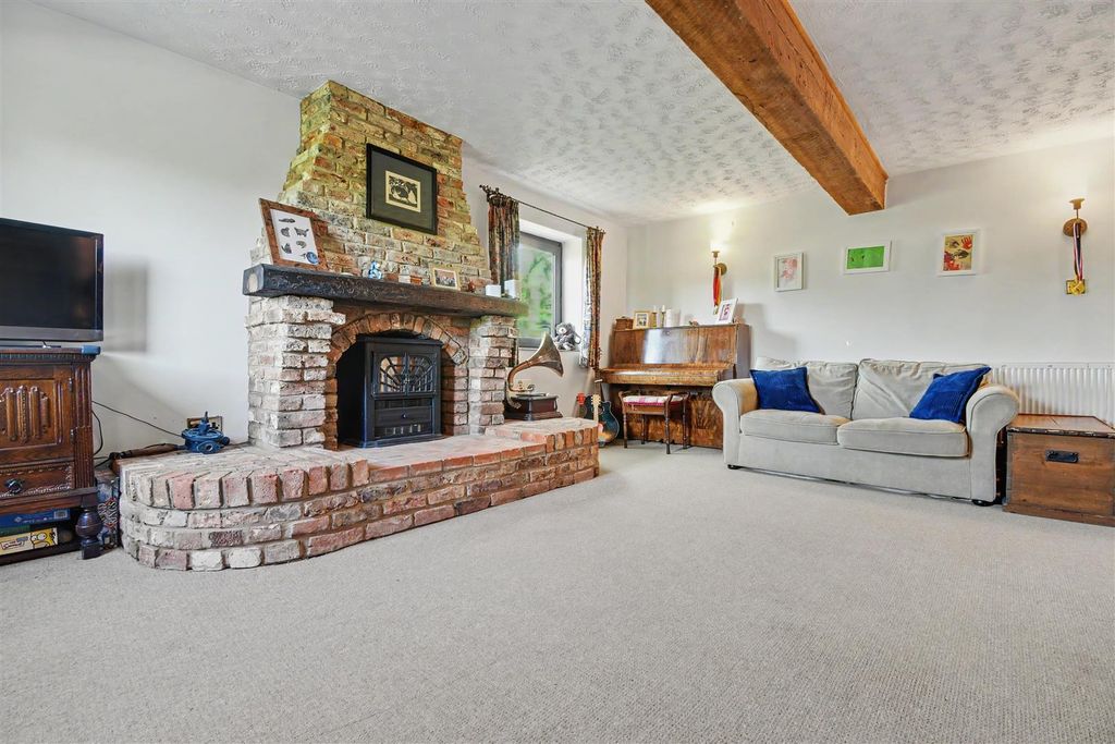 Additional image 8 of 5 bed detached house for saleNew Road, Worlaby, Brigg DN20