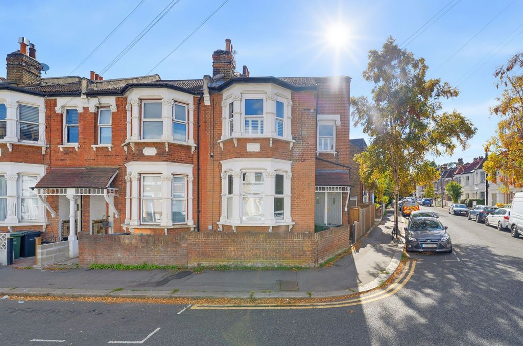 Property photo 1 of 16