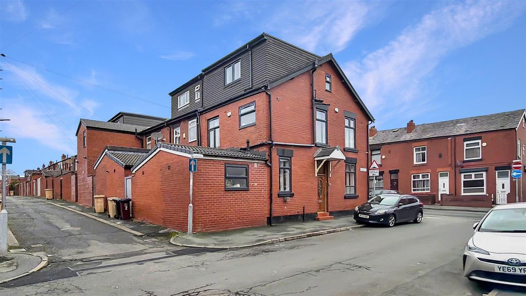 Property photo 2 of 22 0A75A0558F6Aaeb02A2381100Ab0956d300c1c1E.Jpg