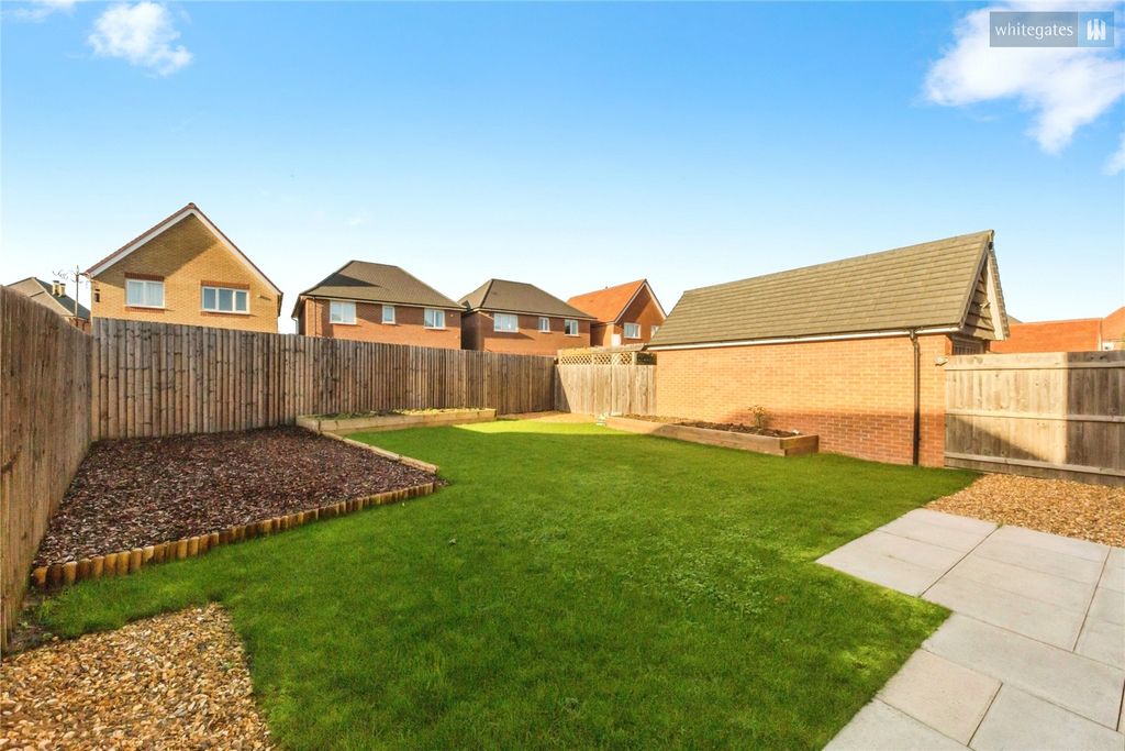 Property photo 2 of 21 Picture No. 29