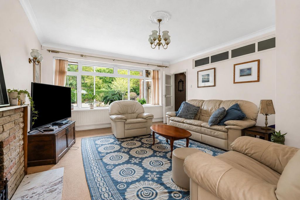 Property photo 2 of 25 1 (4).Png