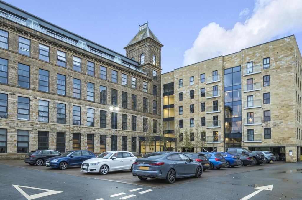 Property photo 2 of 16 Horsforth Mill Ext.Jpg
