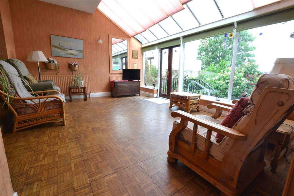 Property photo 3 of 17 South 13.Jpg