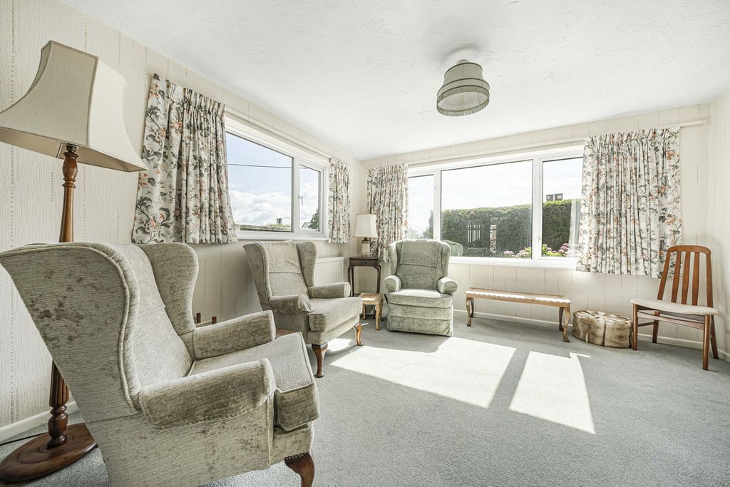 Property photo 3 of 23