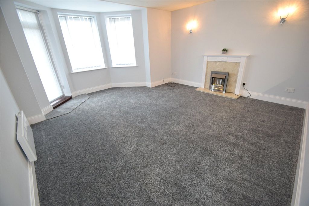 Property photo 2 of 10 Picture No. 08