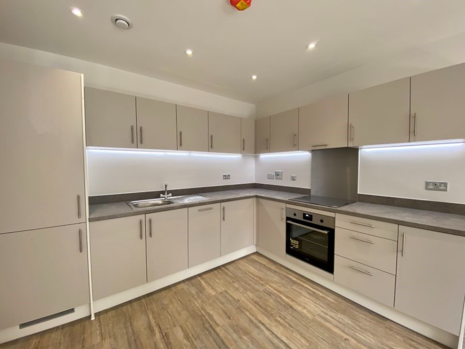 Property photo 3 of 10 3