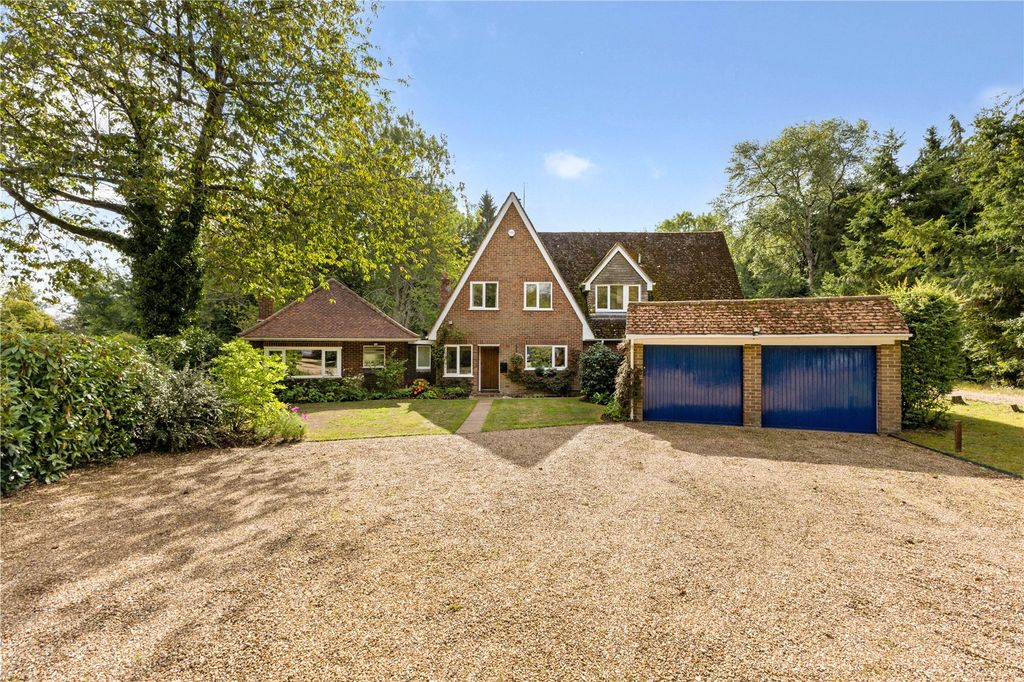 Property photo 1 of 16 Frontage