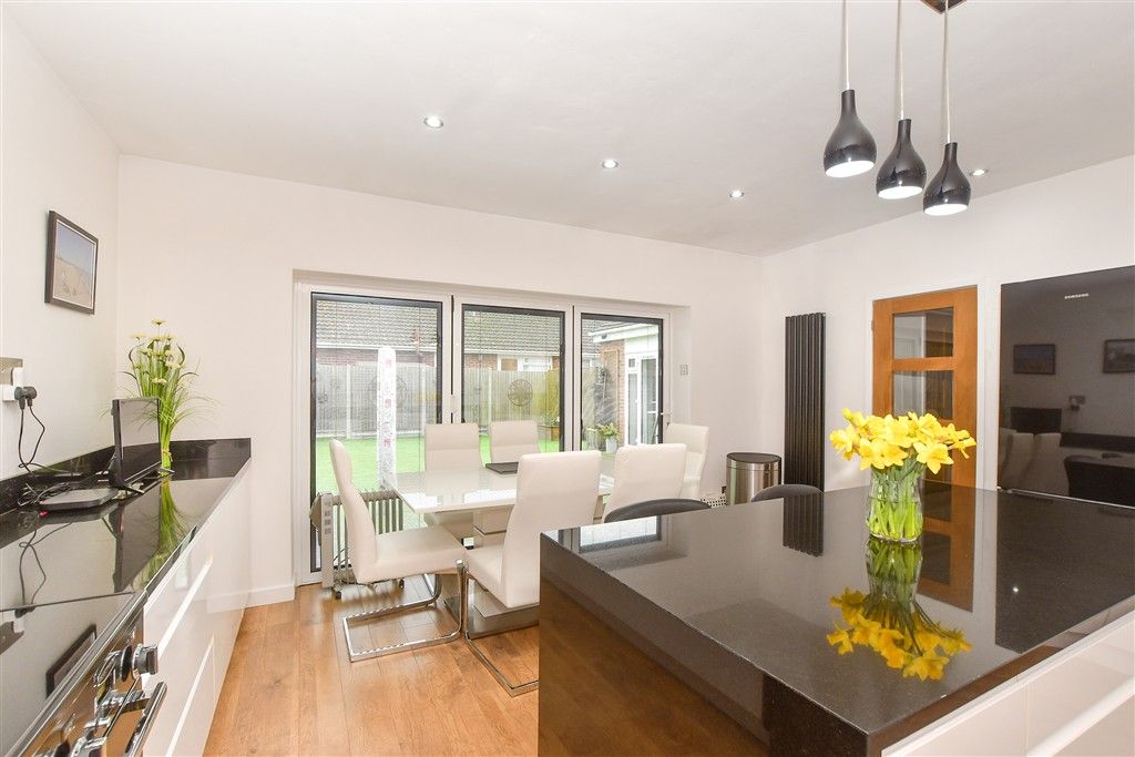 Property photo 3 of 14 Kitchen/Diner