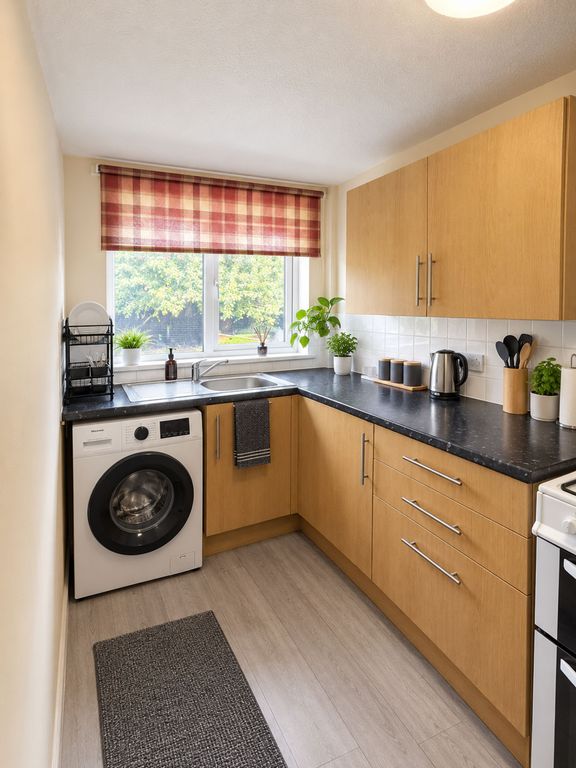 Property photo 3 of 11