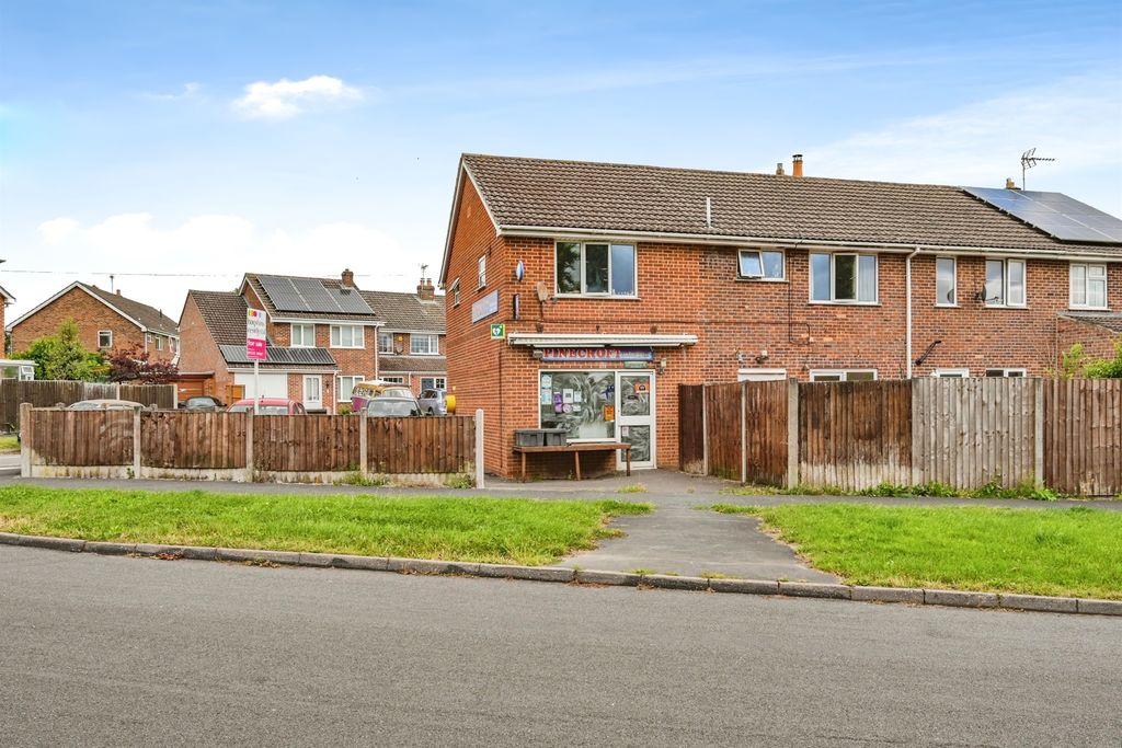 Property photo 1 of 17
