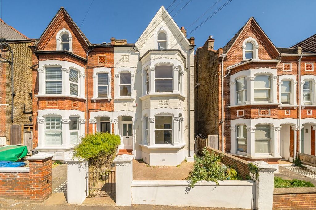 Property photo 1 of 7