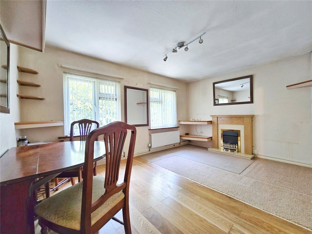 Property photo 2 of 14 Living Room