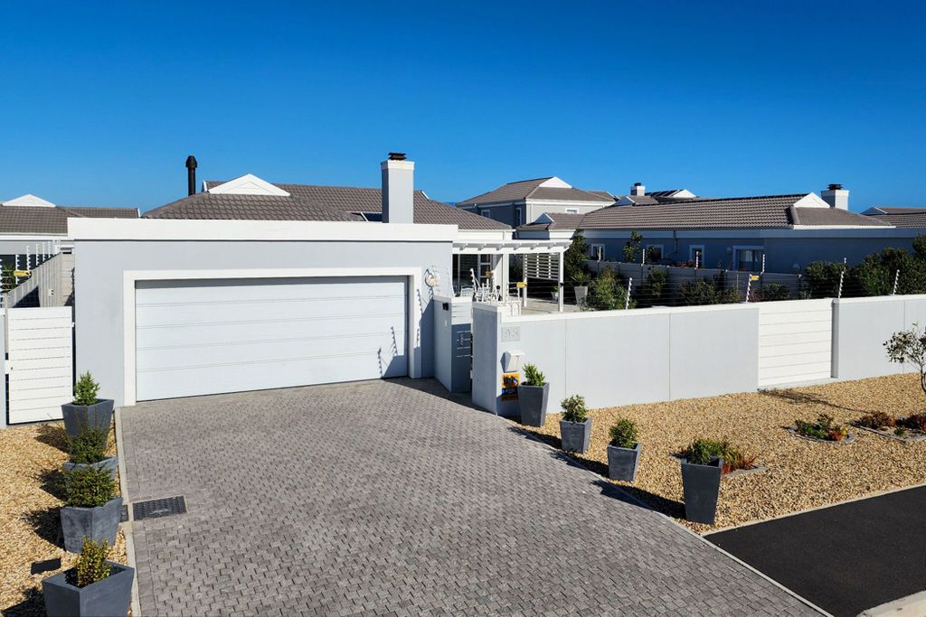 Property photo 1 of 23 1TV1709718