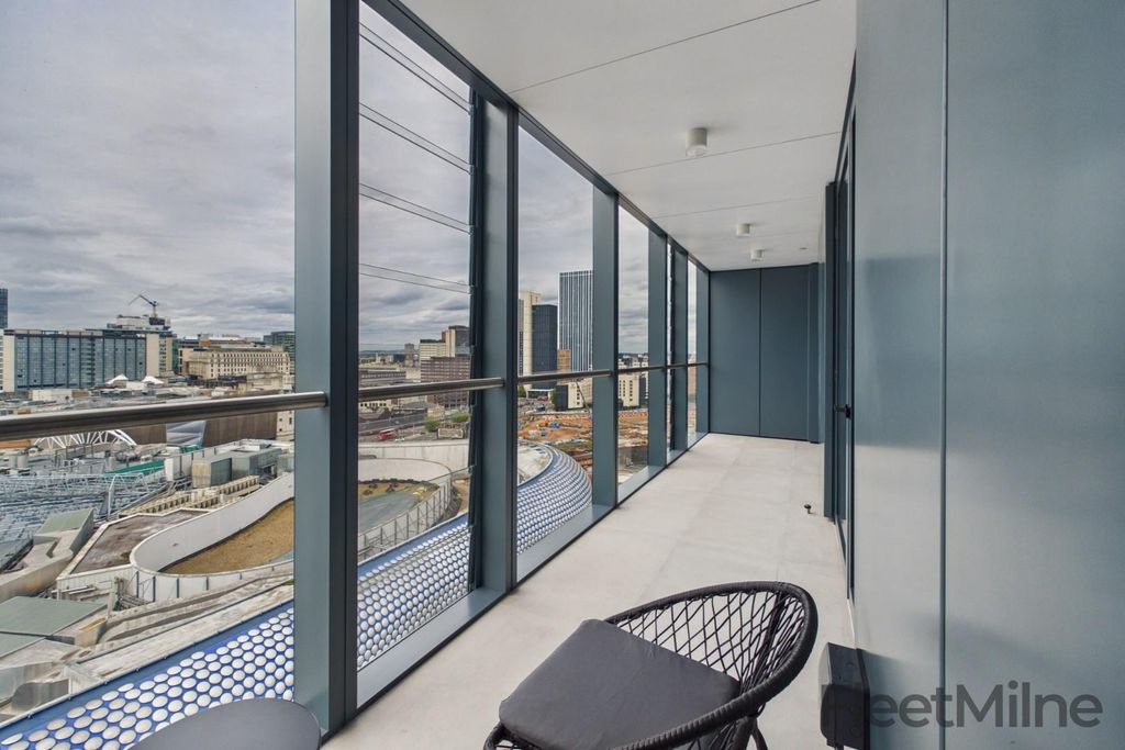 Property photo 2 of 16 Outdoor Space