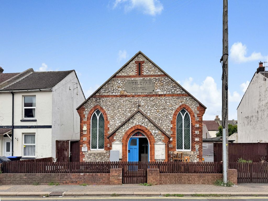 Property photo 1 of 14 Picture No. 06