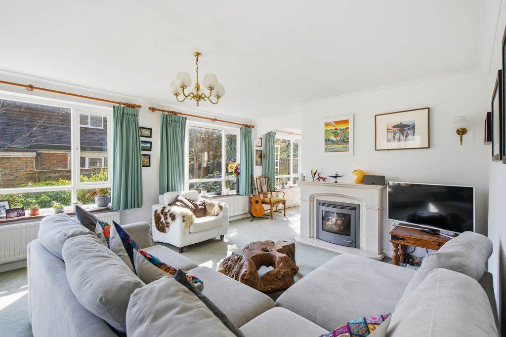 Property photo 2 of 25 Picture No. 16