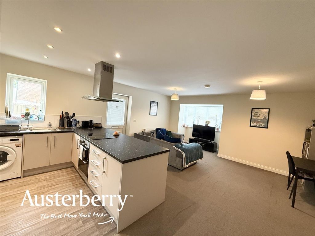 Property photo 3 of 8 Img_0632.Jpg