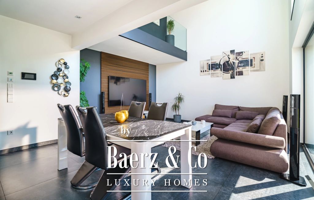 Property photo 3 of 29