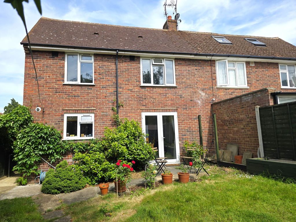 Property photo 2 of 13