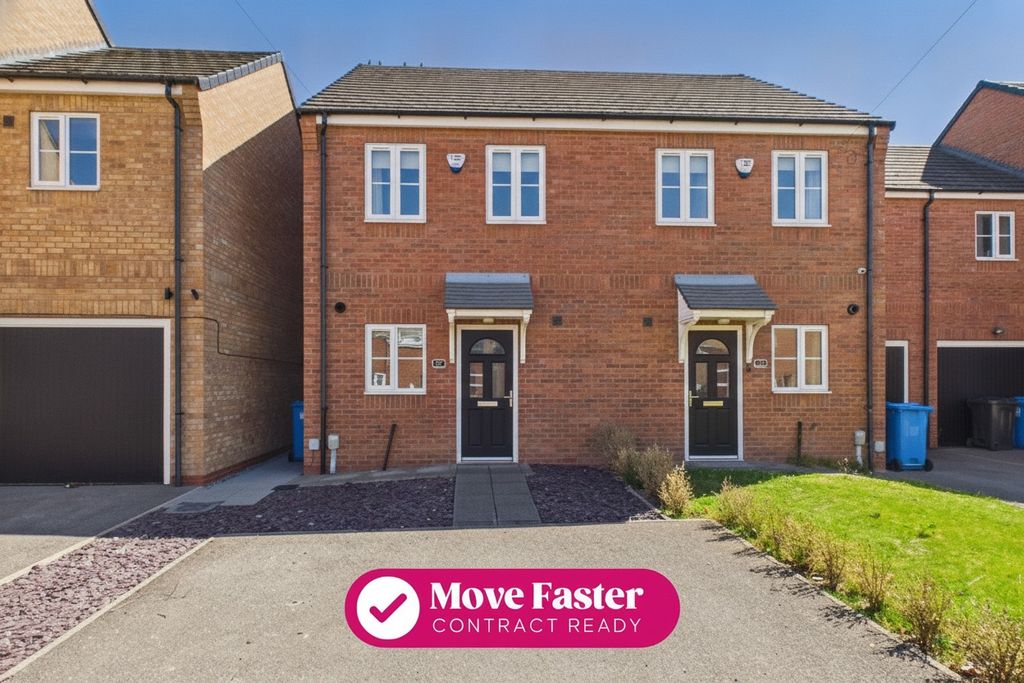 Property photo 1 of 13 5216972