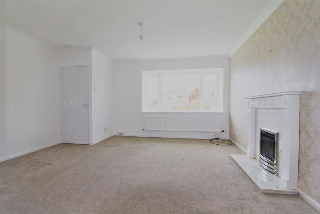 Property photo 2 of 10 Photo