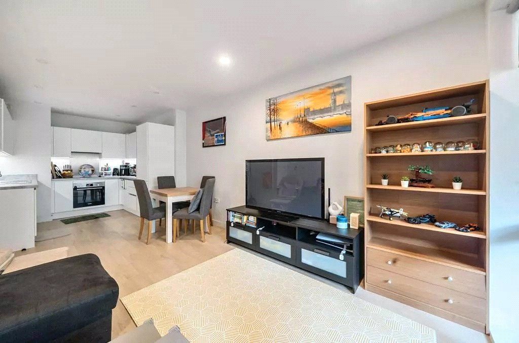 Property photo 2 of 13 Picture No. 04