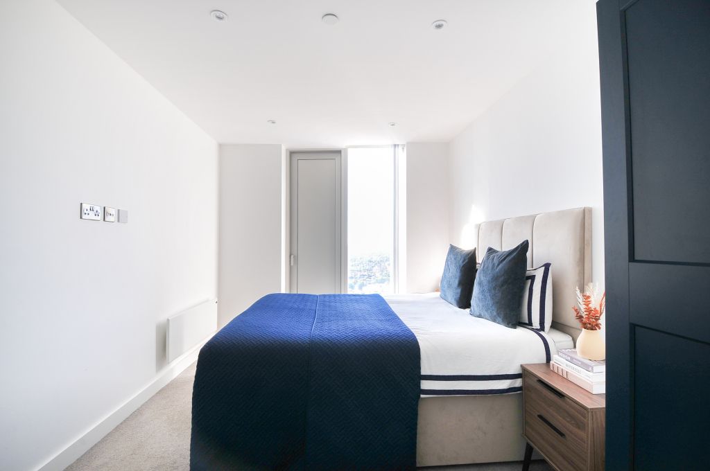 Property photo 1 of 27