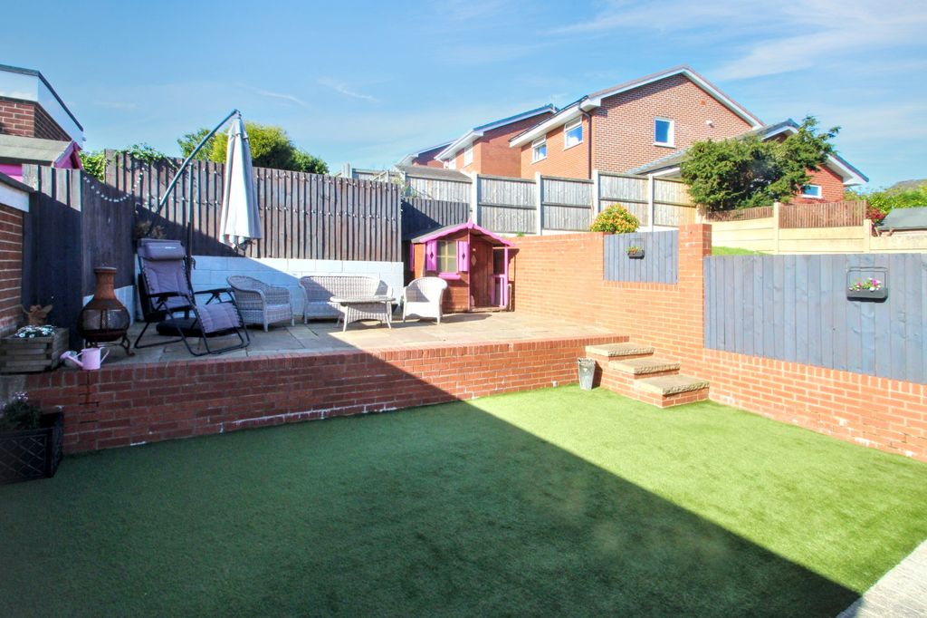 Property photo 2 of 15