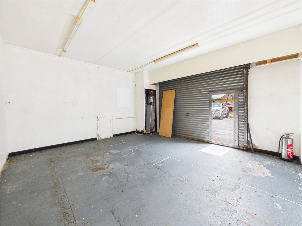 Property photo 2 of 10 Picture No. 02