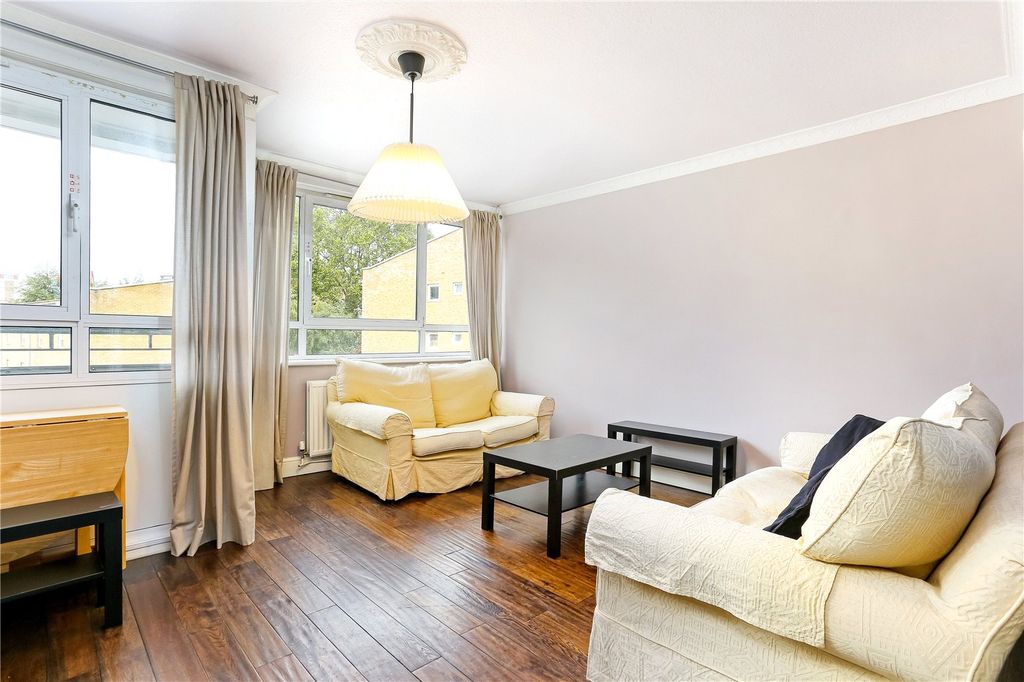 Property photo 3 of 18 Reception Room