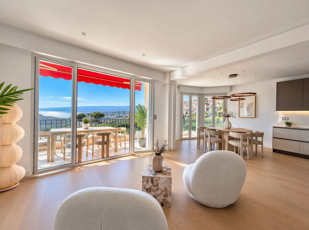 Property photo 1 of 13 Nice Mont-Boron – Renovated 2-Bedroom Apartment – Sea View