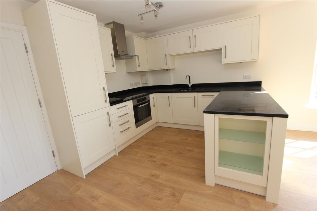 Property photo 3 of 11 Img_0457.Jpg