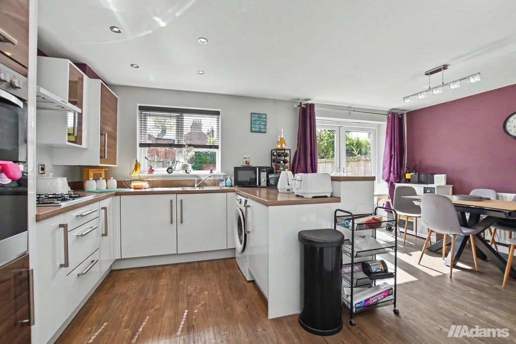 Property photo 2 of 19