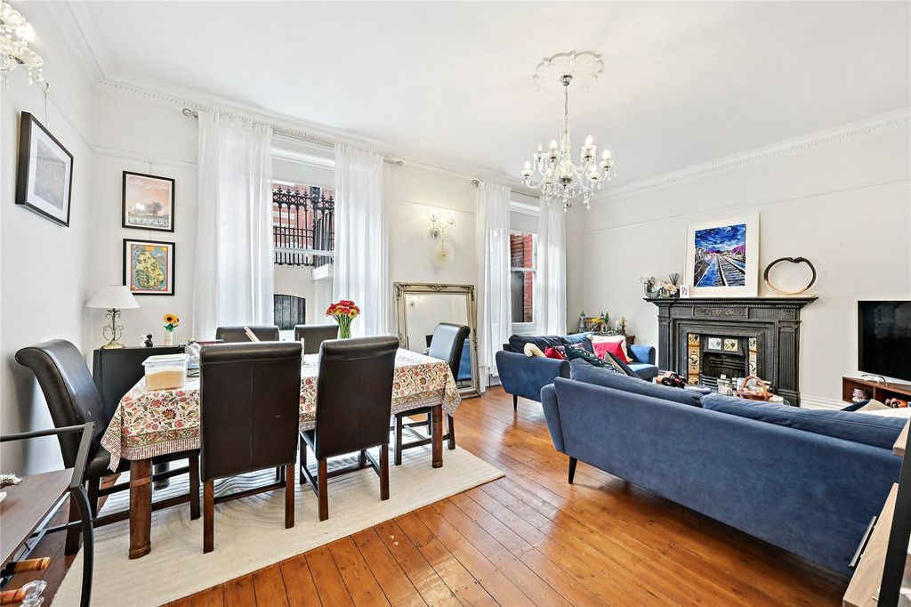 Property photo 1 of 11 Reception Room