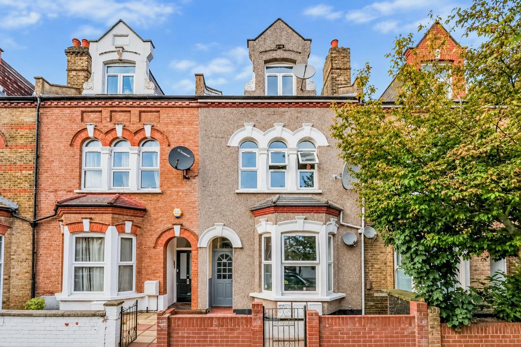 Property photo 1 of 15