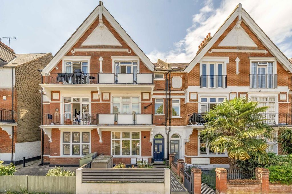 Property photo 1 of 6