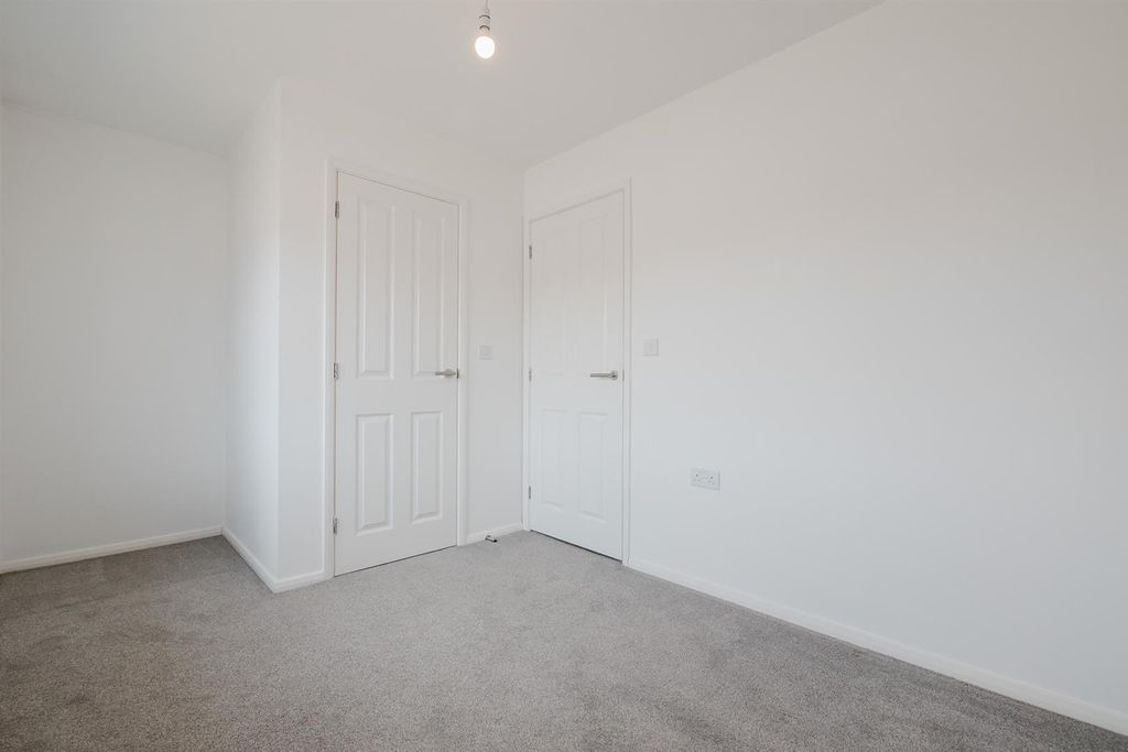 Additional image 13 of 2 bed semi-detached house to rentLakeside North, Scunthorpe DN16