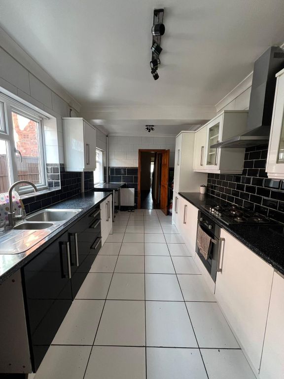 Property photo 3 of 3