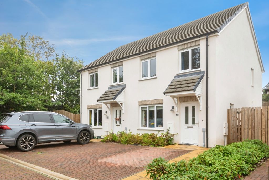 Property photo 1 of 16 Pbox-Img.Jpg