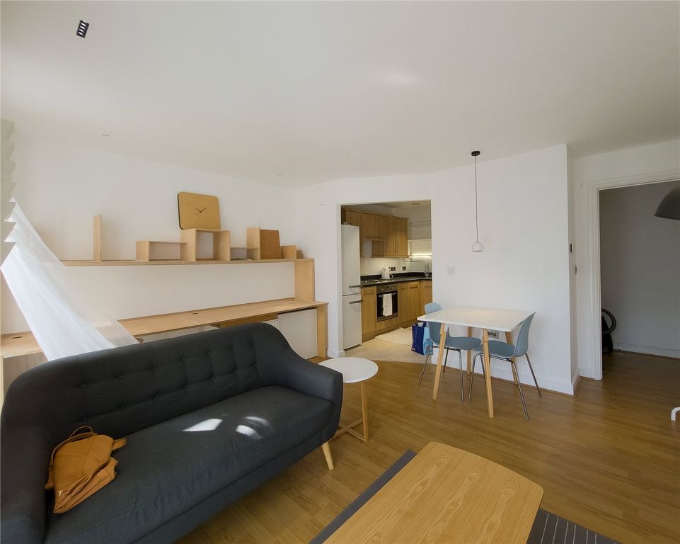 Property photo 3 of 7 Picture No. 08