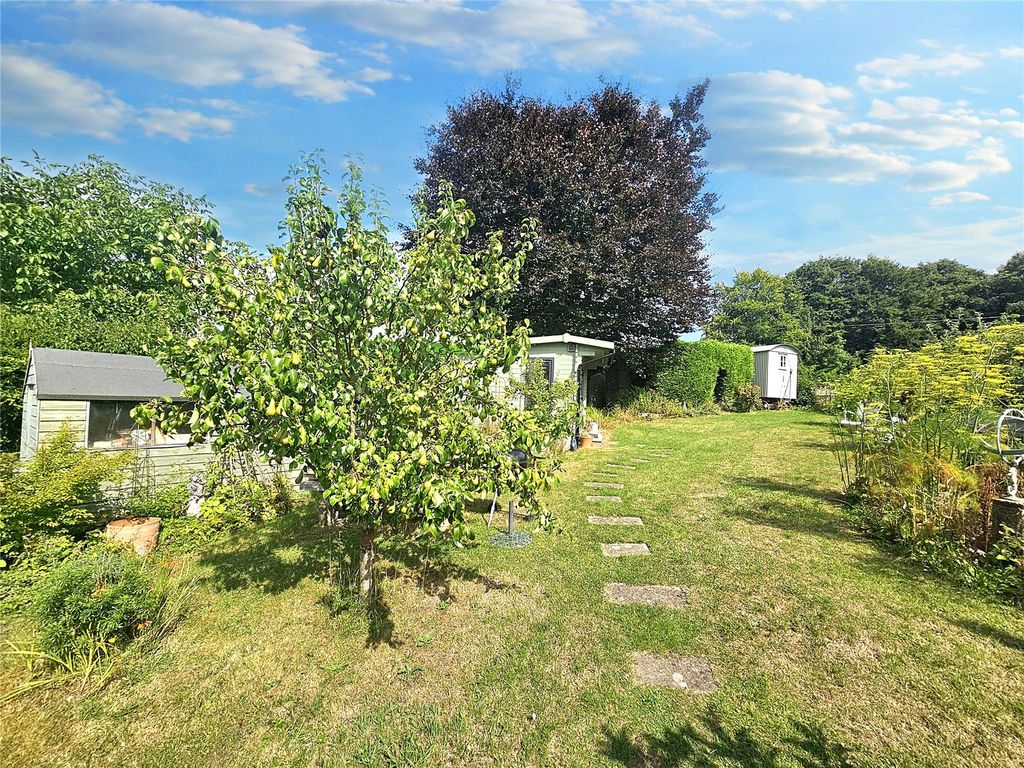 Property photo 2 of 27 Picture No. 05