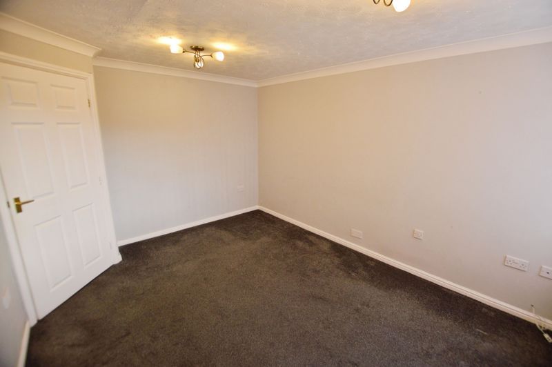 Property photo 2 of 12 Photo 6