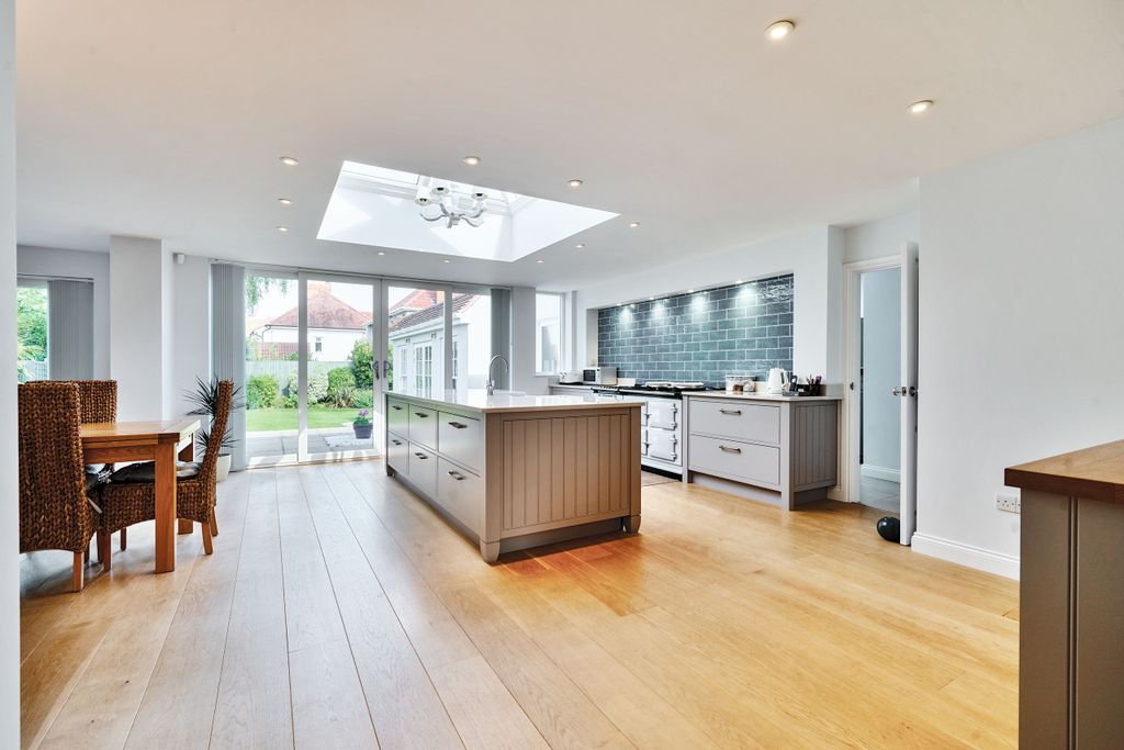 Property photo 3 of 30 Open Plan Dining Room / Kitchen