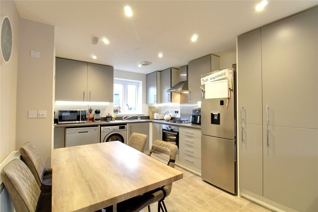 Property photo 3 of 17 Picture No. 08