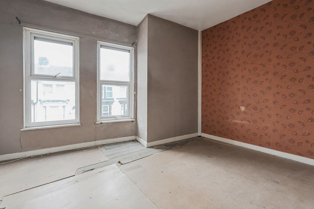 Property photo 3 of 20 35 Bibbys Lane, Bootle, Merseyside, L20 4Jj