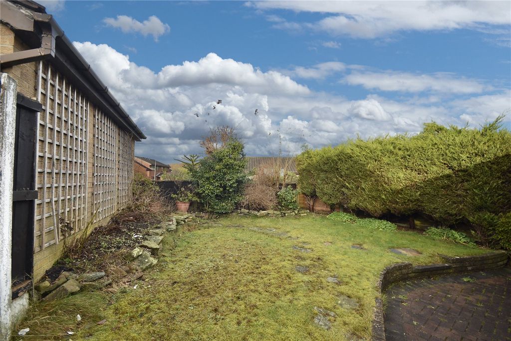 Property photo 2 of 19 Picture No. 05