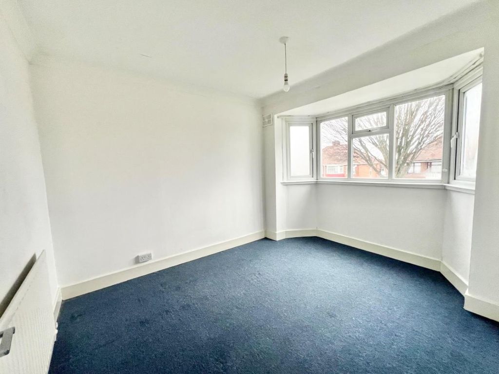 Property photo 3 of 9 Photo-2025-12-10-13-36-48.Jpg